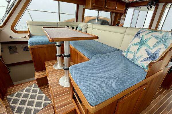 Maine Cat P44 Yacht For Sale