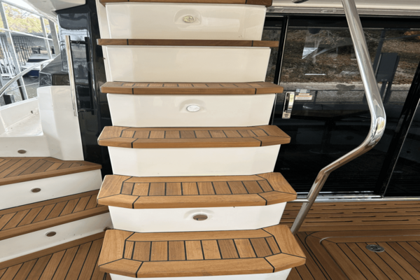 Sea Ray L550 FLY Yacht For Sale
