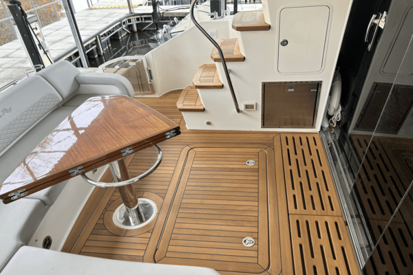 Sea Ray L550 FLY Yacht For Sale