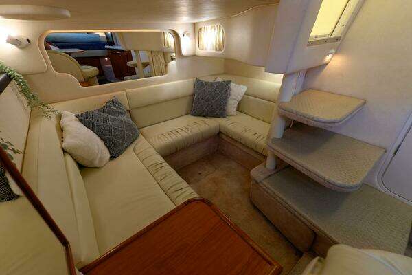 Sea Ray 340 Yacht For Sale