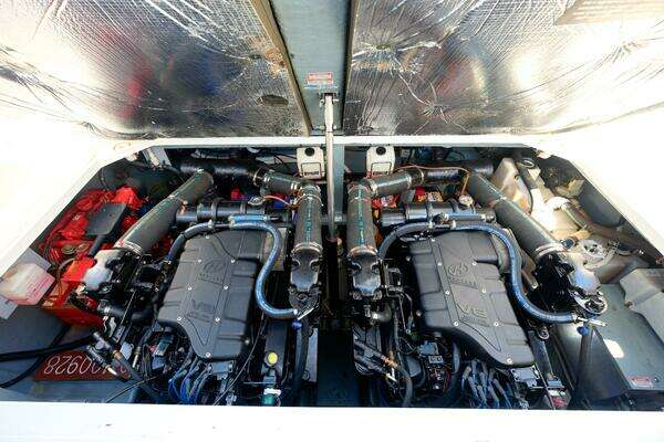 Sea Ray 340 Yacht For Sale