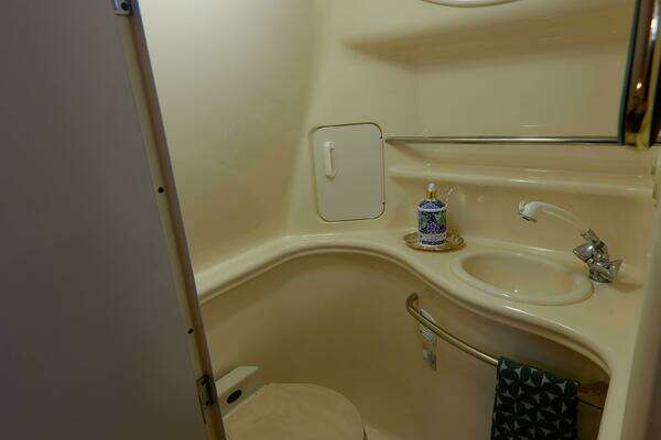 Sea Ray 340 Yacht For Sale