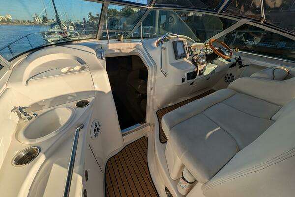 Sea Ray 340 Yacht For Sale
