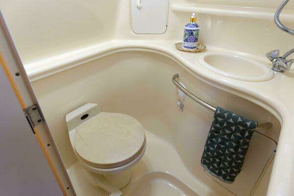 Sea Ray 340 Yacht For Sale