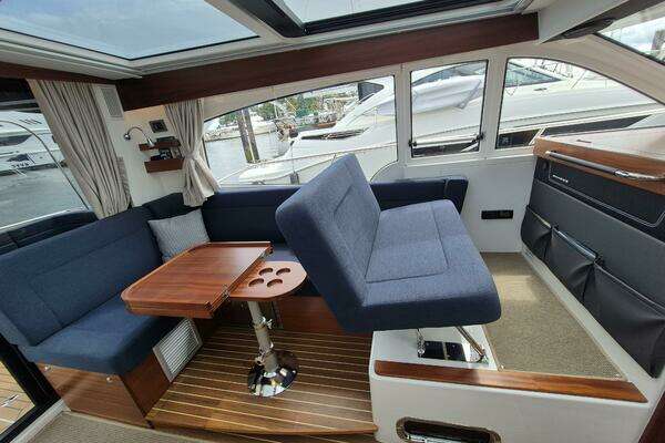 Nimbus 365 Coupe Yacht For Sale