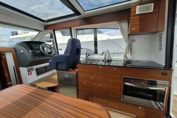 Nimbus 365 Coupe Yacht For Sale