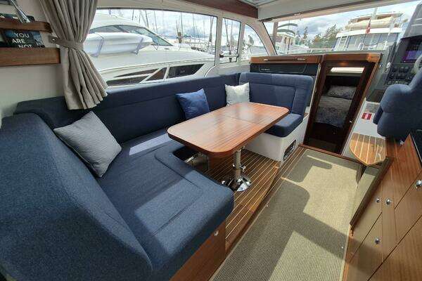 Nimbus 365 Coupe Yacht For Sale