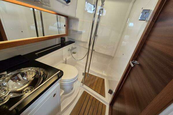 Nimbus 365 Coupe Yacht For Sale