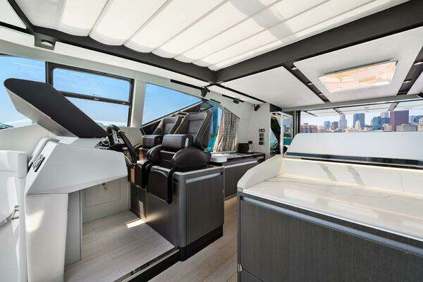 Azimut S7 Yacht For Sale
