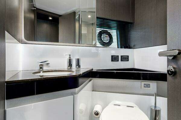 Azimut S7 Yacht For Sale