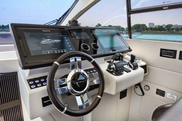 Azimut S7 Yacht For Sale