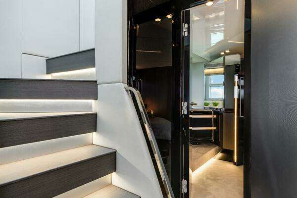 Azimut S7 Yacht For Sale