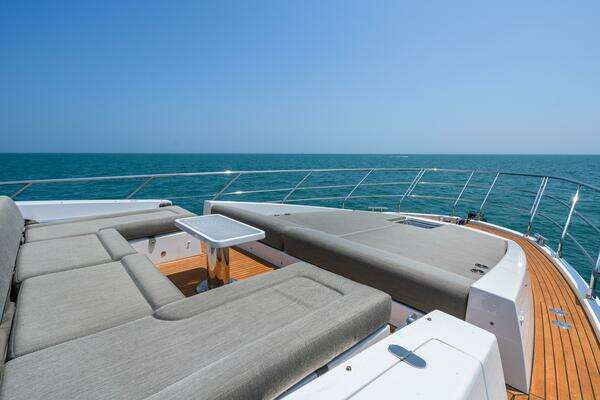 Azimut S7 Yacht For Sale