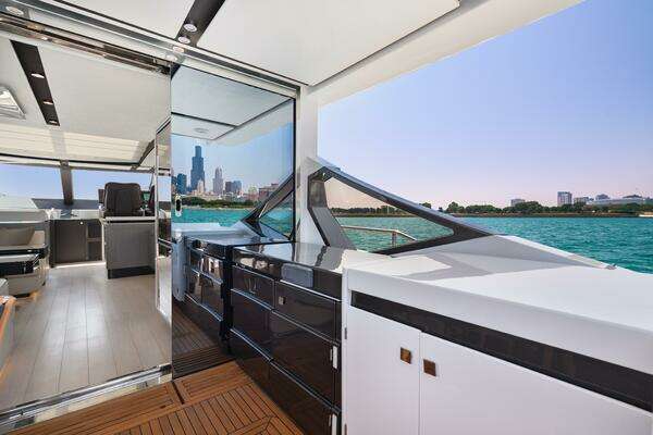 Azimut S7 Yacht For Sale