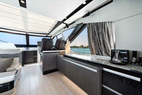 Azimut S7 Yacht For Sale