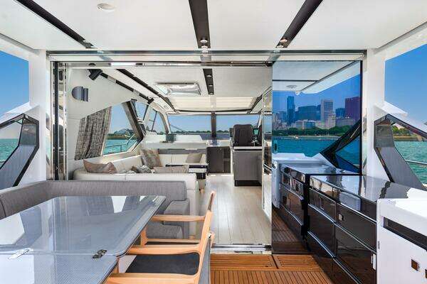 Azimut S7 Yacht For Sale