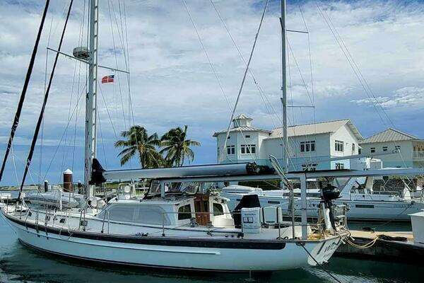Photo of the 2005 Cabo Rico 42 Pilothouse "Willow"