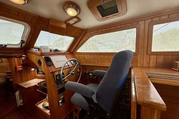 Cabo Rico 42 Pilothouse Yacht For Sale