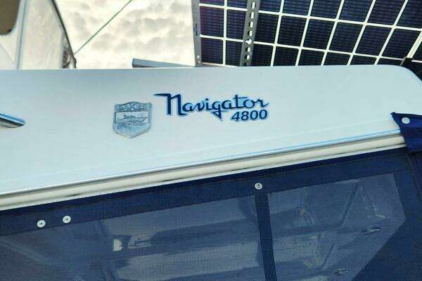Navigator 4800 Classic Yacht For Sale