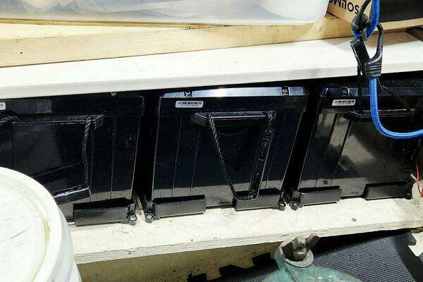 Navigator 4800 Classic Yacht For Sale