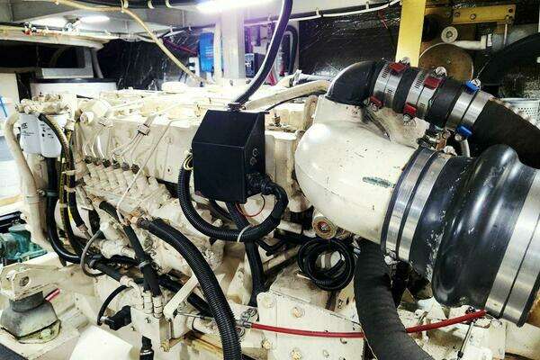 Navigator 4800 Classic Yacht For Sale