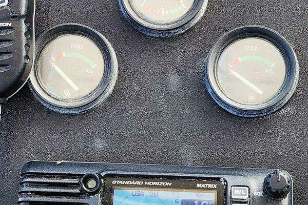 Navigator 4800 Classic Yacht For Sale