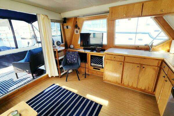 Navigator 4800 Classic Yacht For Sale