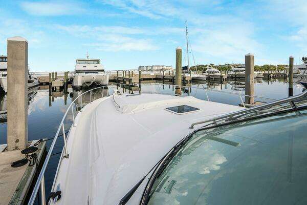 Sea Ray 460 Sundancer Yacht For Sale