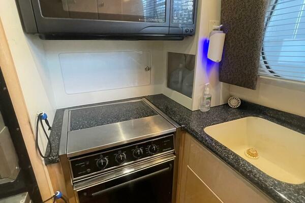 Here  There  and Everywhere 46ft Carver Yacht For Sale