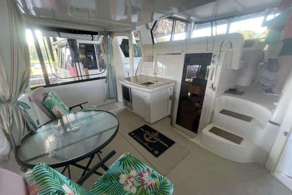 Here  There  and Everywhere 46ft Carver Yacht For Sale