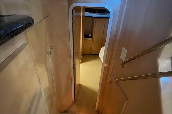 Here  There  and Everywhere 46ft Carver Yacht For Sale