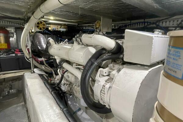 Here  There  and Everywhere 46ft Carver Yacht For Sale