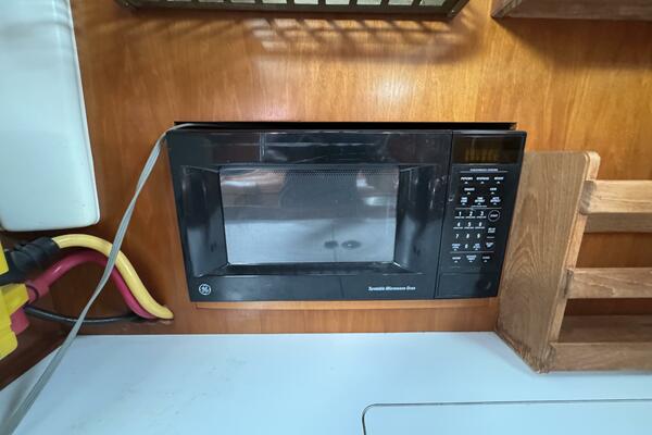 Memories 36ft Beneteau Yacht For Sale