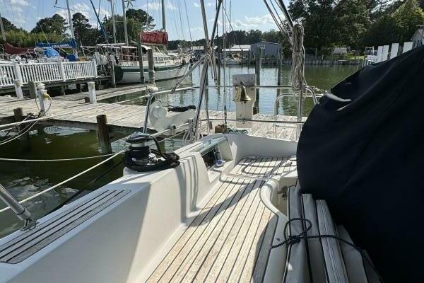 Memories 36ft Beneteau Yacht For Sale