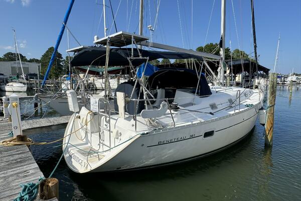 Memories 36ft Beneteau Yacht For Sale