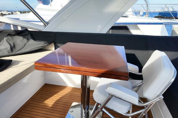 54ft Azimut Yacht For Sale