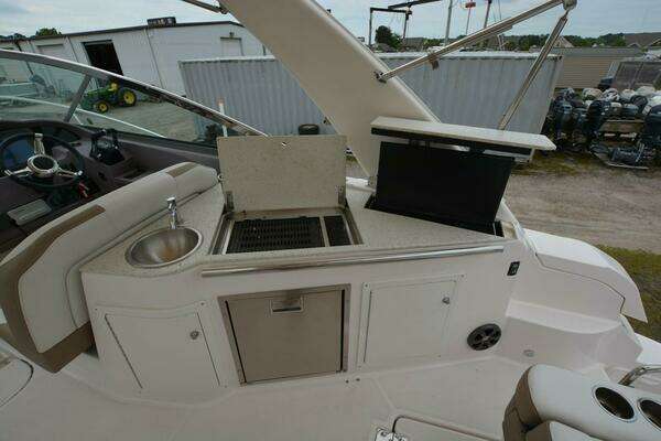 Regal 33XO Yacht For Sale