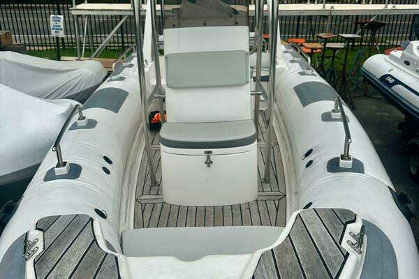 Photo of the 2021 Hedia Rib580