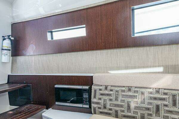 Pursuit 378 Yacht For Sale