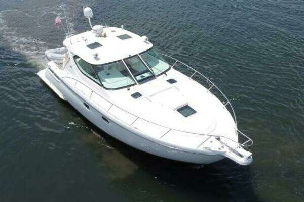 2006 Tiara Yachts 43