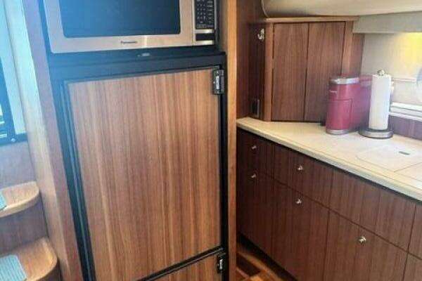 Tiara Yachts 43 Sovran Yacht For Sale