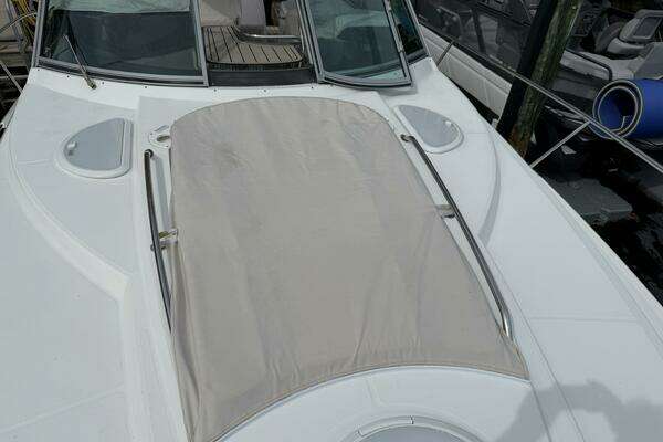Monterey 355 Super Yacht Yacht For Sale