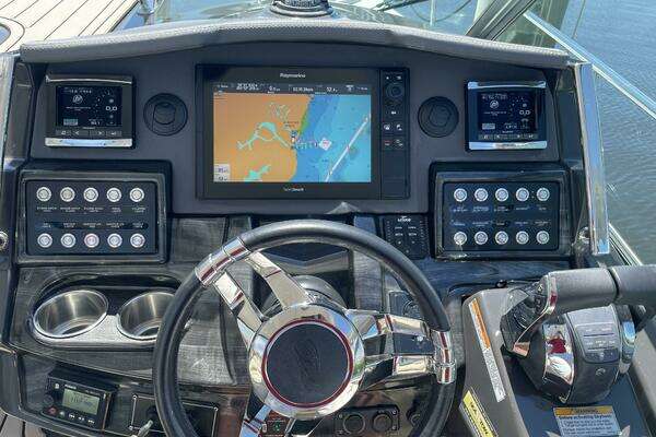 Monterey 355 Super Yacht Yacht For Sale