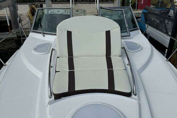 Monterey 355 Super Yacht Yacht For Sale