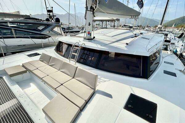 Fountaine Pajot Astrea 42 Yacht For Sale