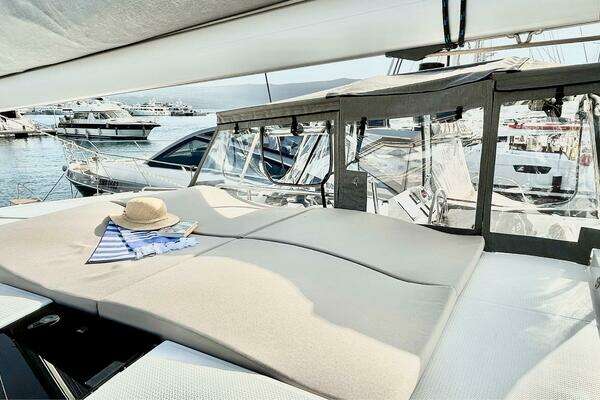 Fountaine Pajot Astrea 42 Yacht For Sale