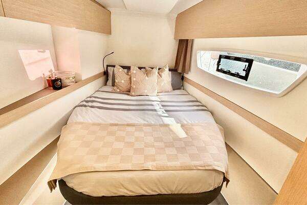 Fountaine Pajot Astrea 42 Yacht For Sale