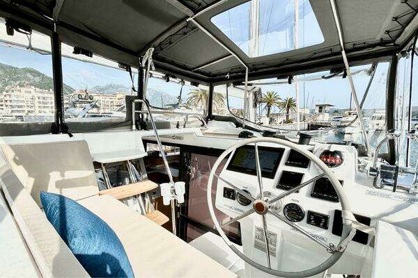 Fountaine Pajot Astrea 42 Yacht For Sale