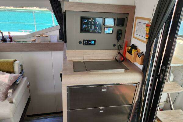 Fountaine Pajot Elba 45 Yacht For Sale