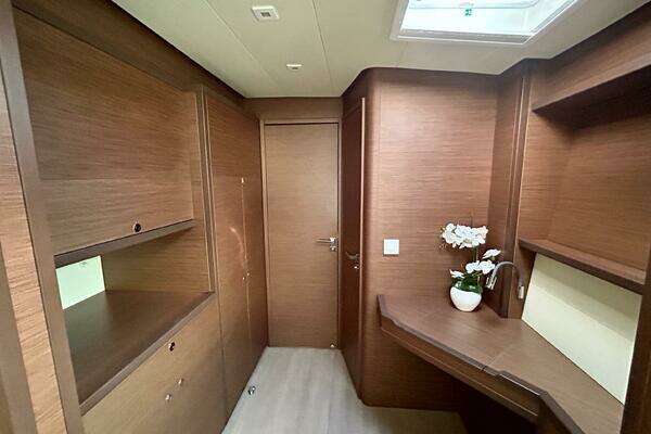 Lagoon 52F Yacht For Sale
